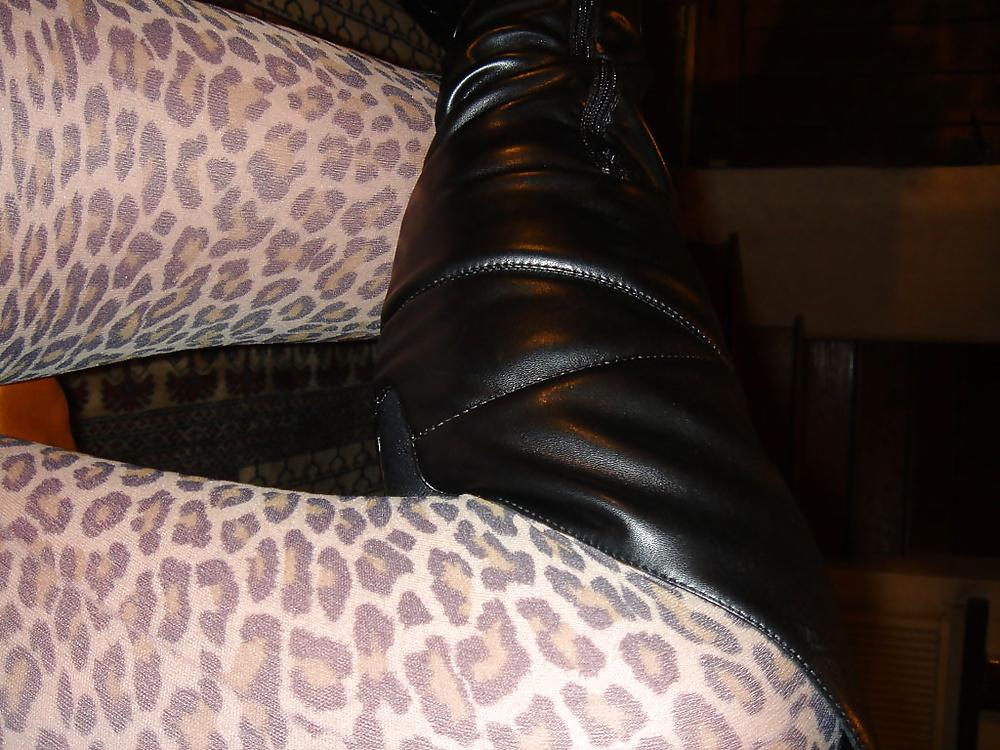 25P Nadine CD For the pantyhose lovers