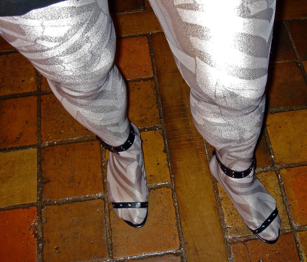 25P Nadine CD For the pantyhose lovers