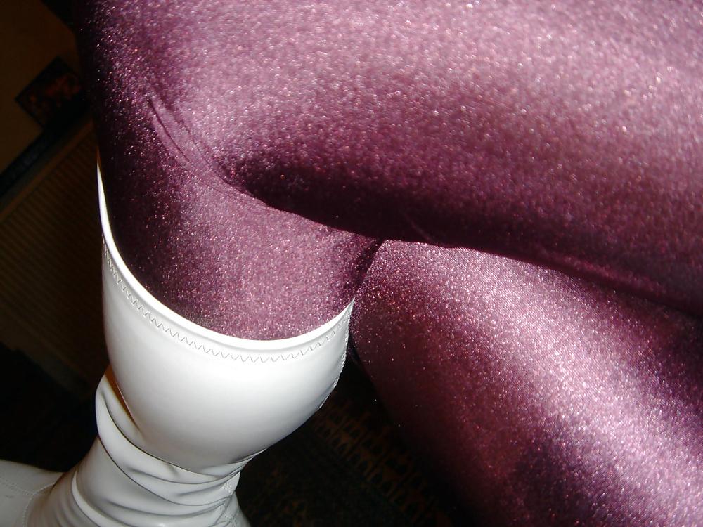 25P Nadine CD For the pantyhose lovers