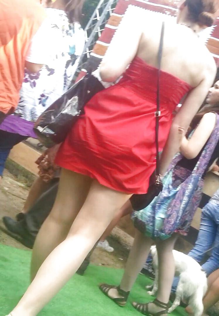 13P Spy sexy girls in red romanian - scufita rosie