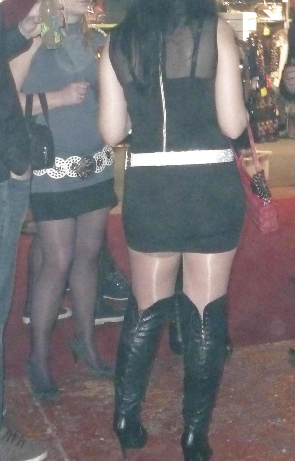 13P Sexy legs