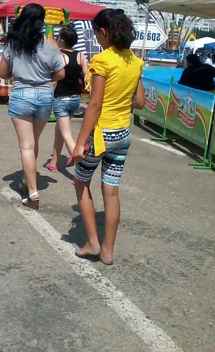20P Sexy ass old + young romanian