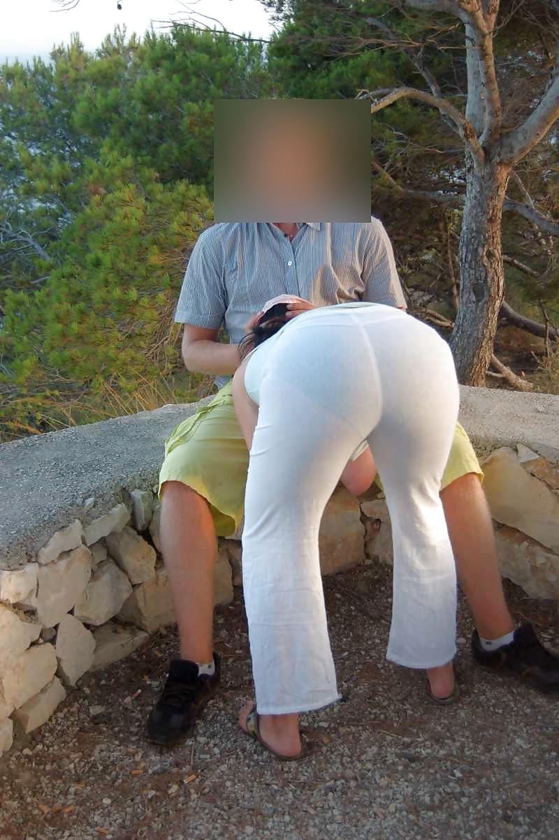 20P Playing around with friends on a holiday