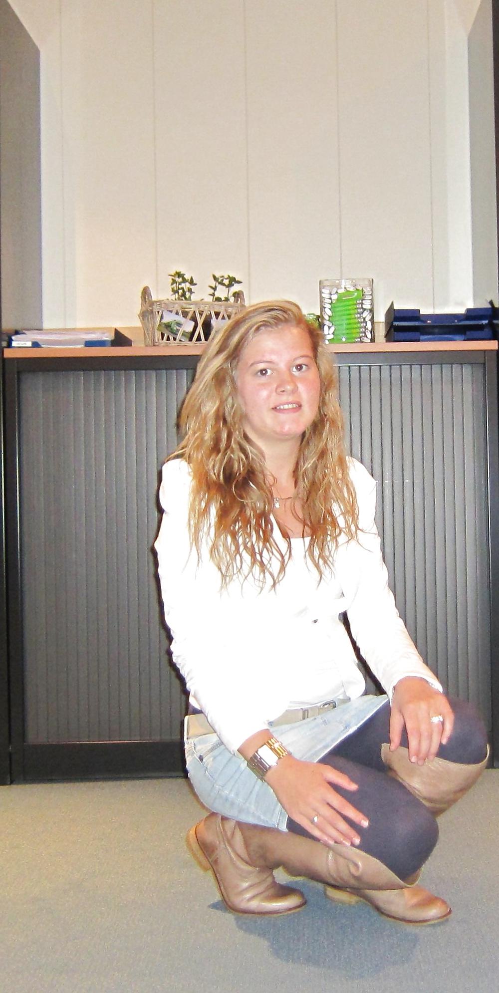 6P Dutch Little Slut Tell Me How You Want To Use Her