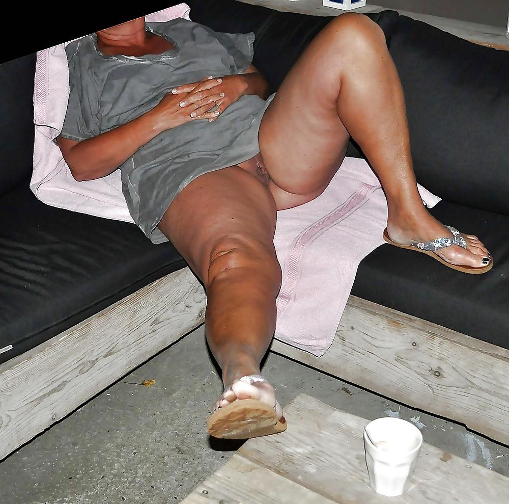 12P MY Dutch Slave Milf