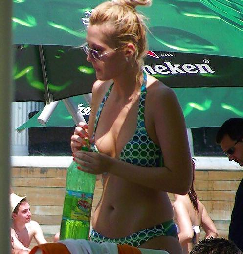 23P Spy summer teens beach romanian