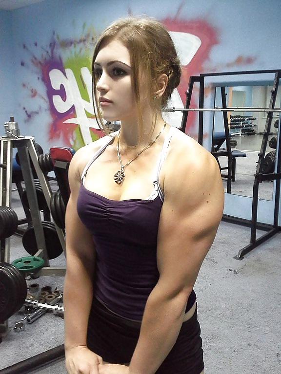 12P Julia Vins