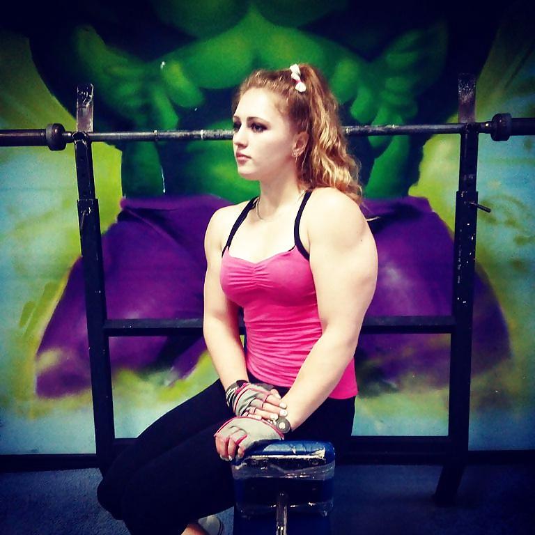 12P Julia Vins
