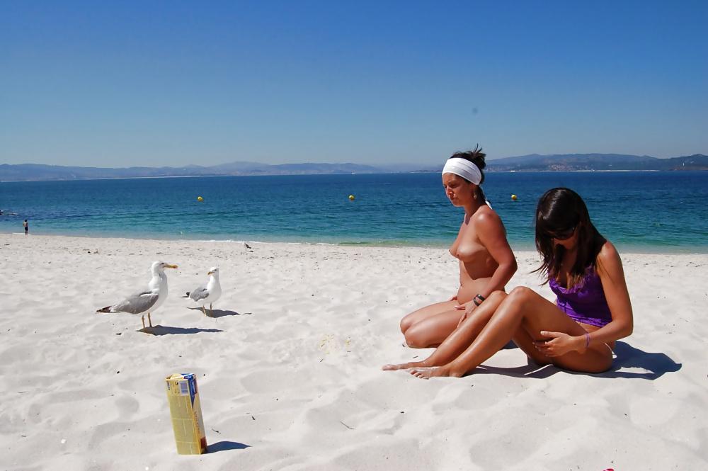 25P Mädchen im Urlaub