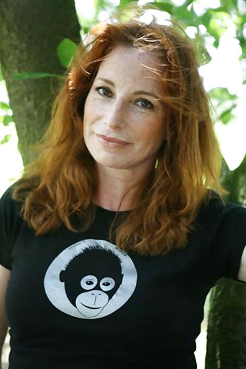 18P Marian Mudder-Dutch Redhead Goddess