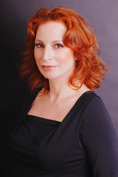 18P Marian Mudder-Dutch Redhead Goddess
