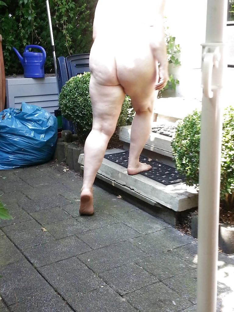 14P My wife secretly in panty and naked