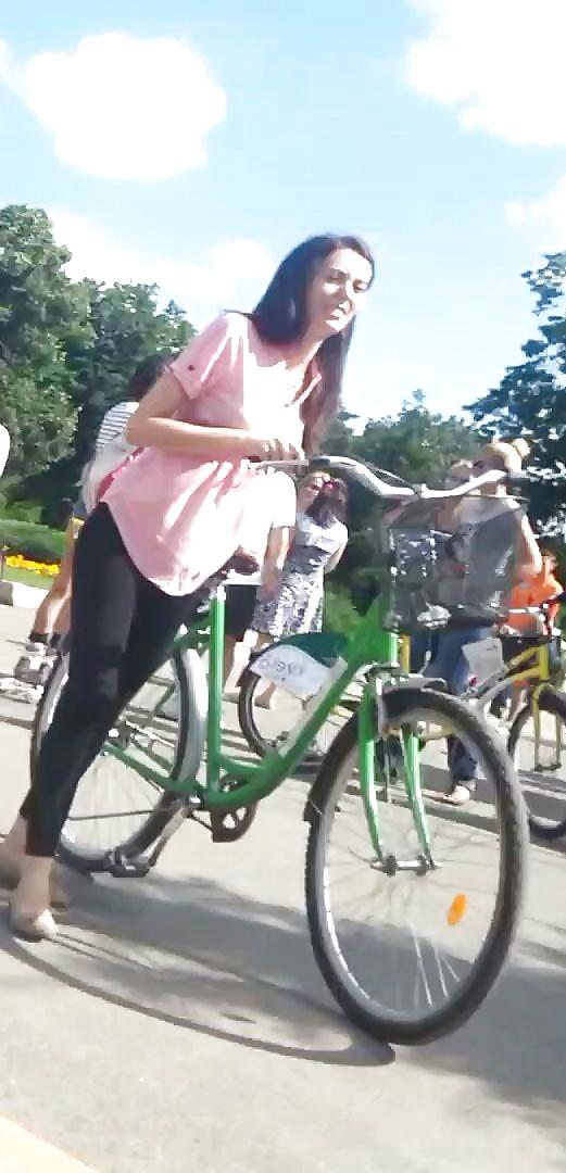 25P Spy girls on bicycles romanian