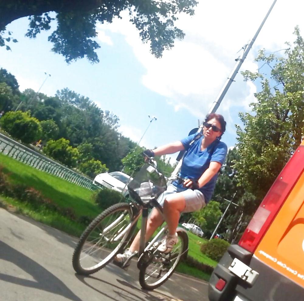25P Spy girls on bicycles romanian