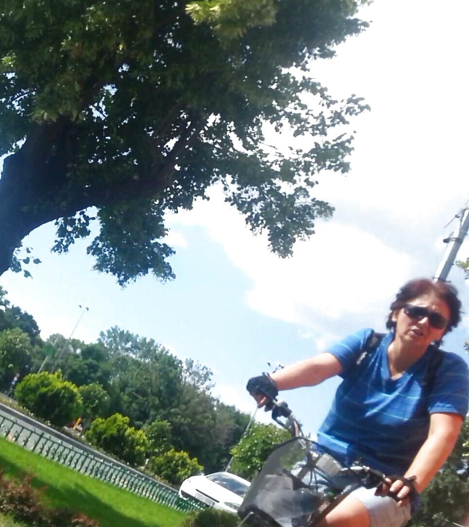 25P Spy girls on bicycles romanian