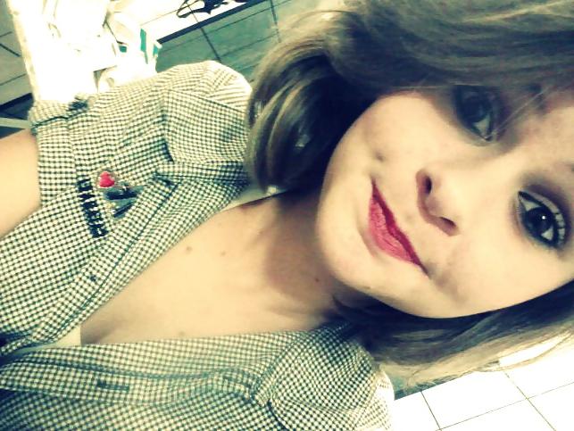 20P Facebook Friend - Bruna