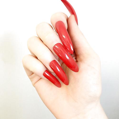 25P Love nails