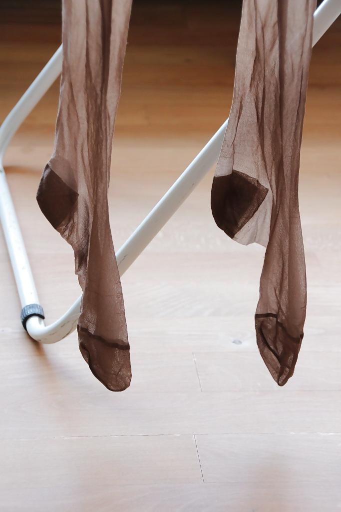 8P Girlfriends pantyhose and stockings