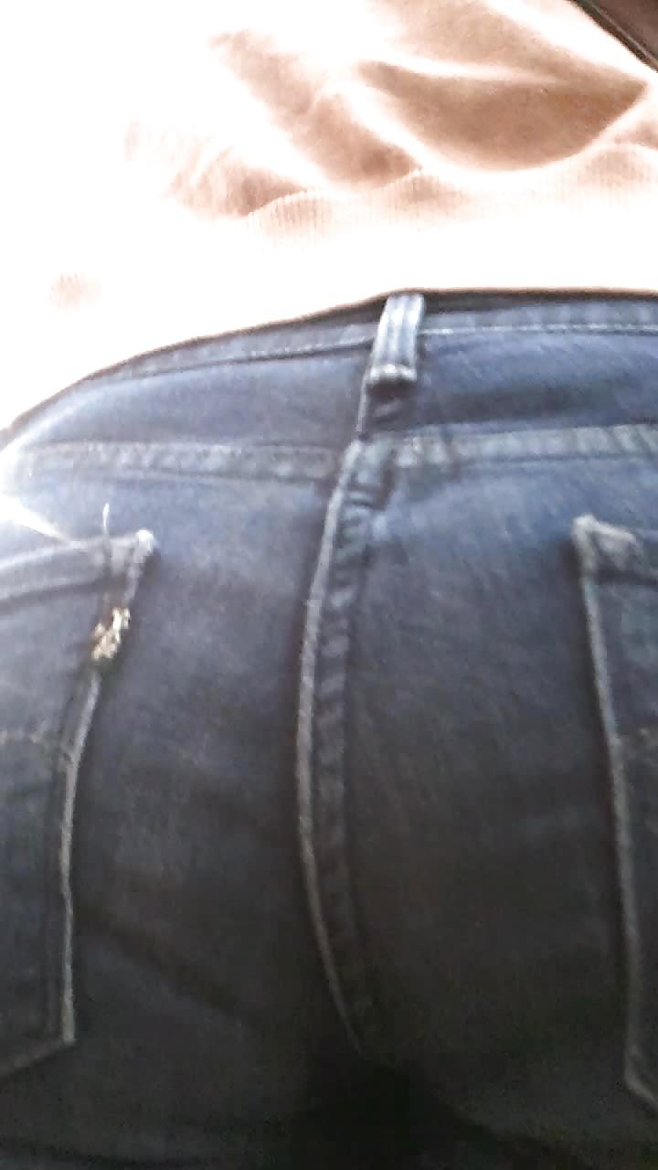 16P Candid Jeans 006