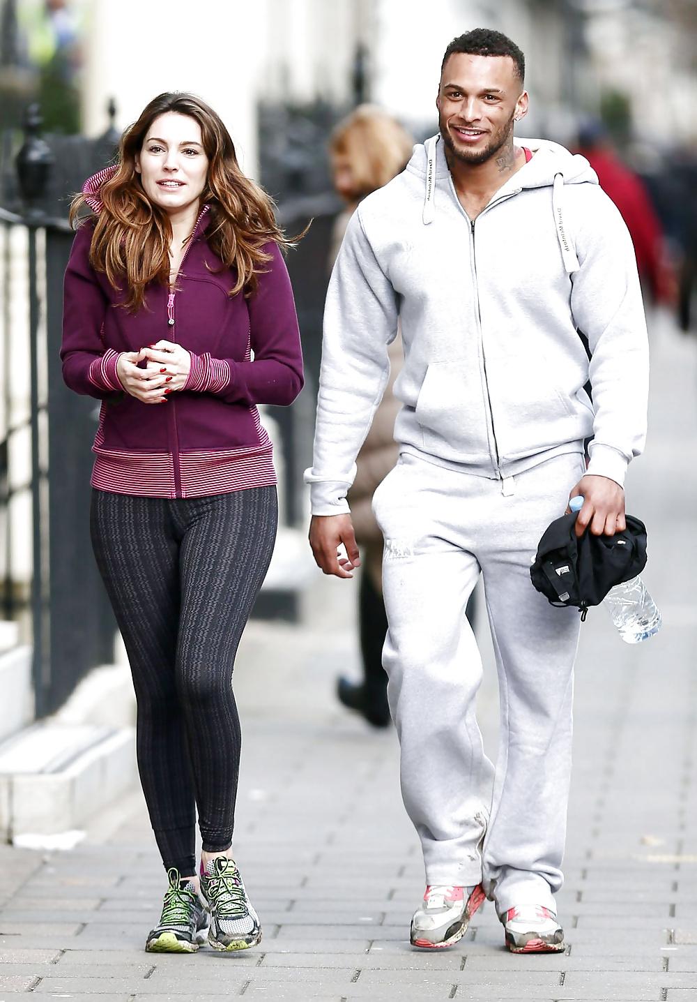 25P Kelly Brook 03