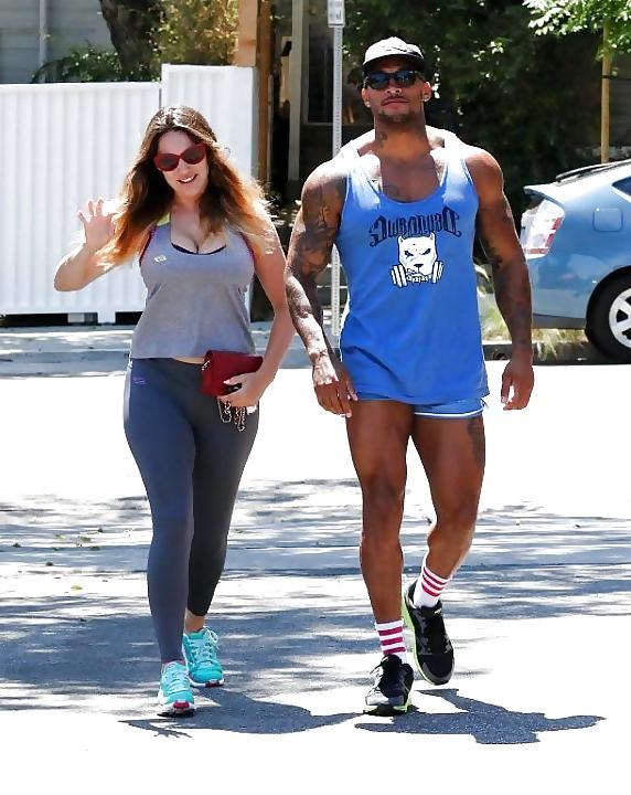 25P Kelly Brook 03