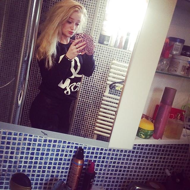 25P Dutch slut 82