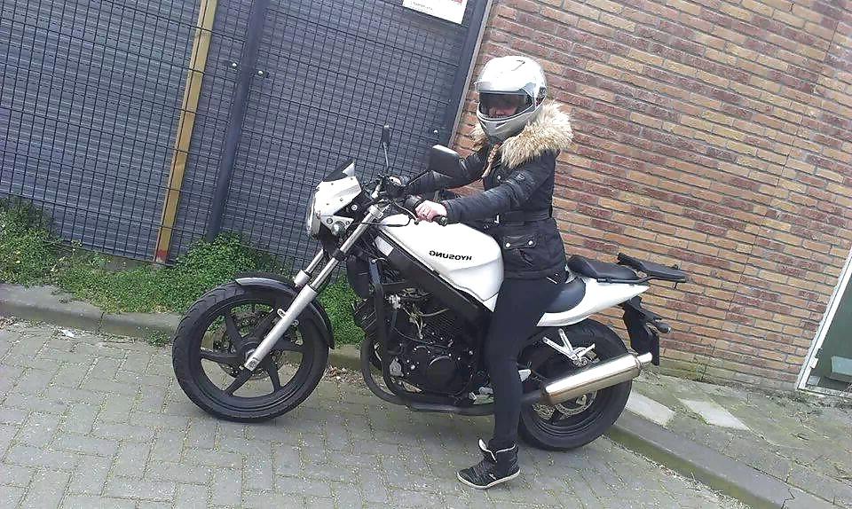 25P Dutch slut 80