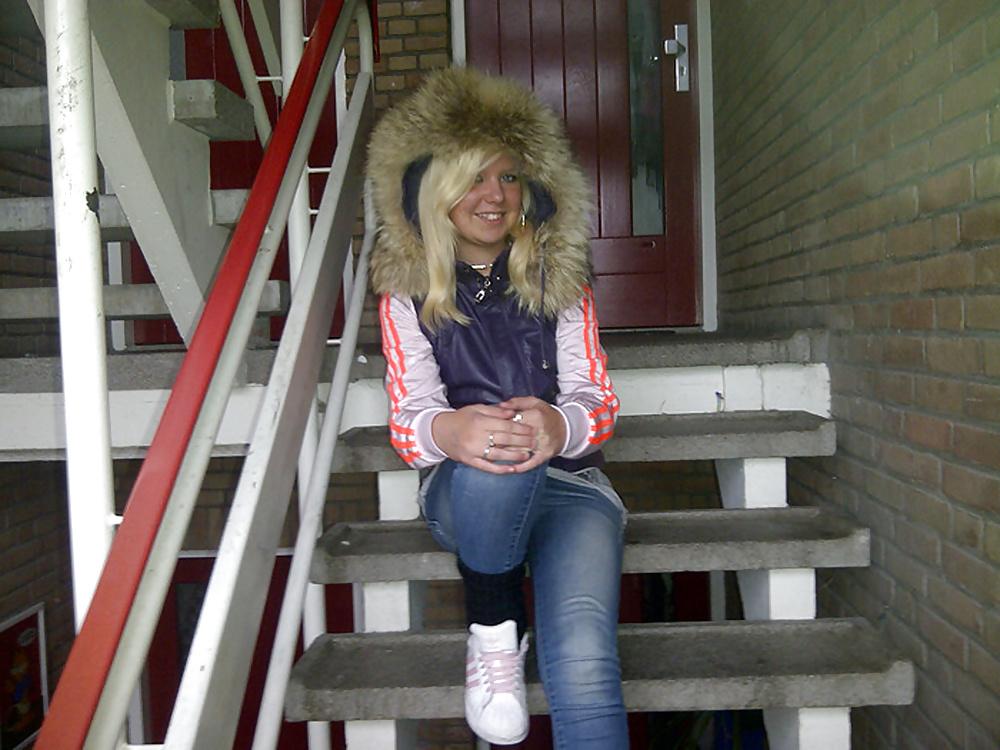 25P Dutch slut 80