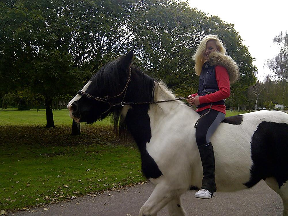 25P Dutch slut 80