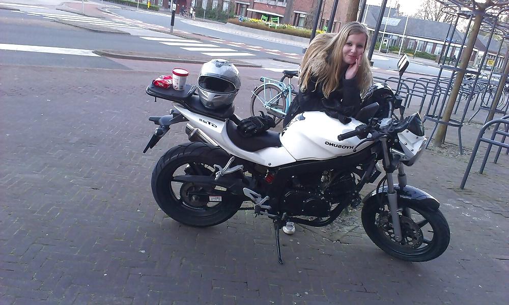 25P Dutch slut 80