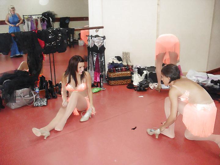 25P Dancers Behind the Scenes