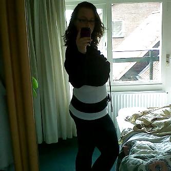 12P Dutch Girl