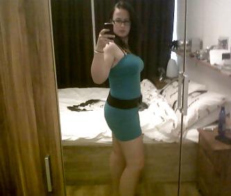 12P Dutch Girl