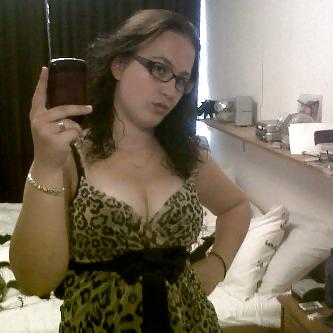 12P Dutch Girl