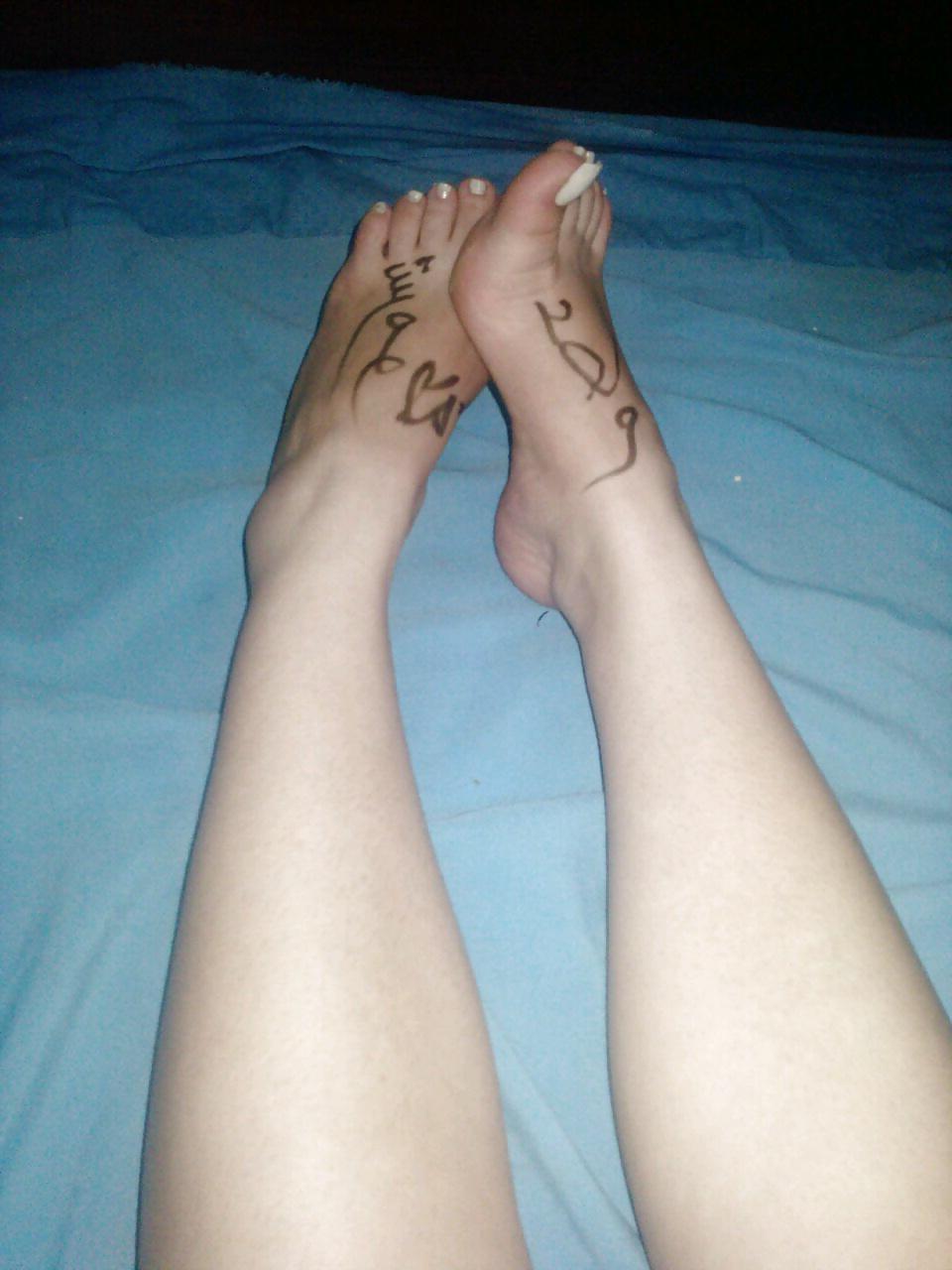 9P My Slut Wife's Feet Your Hot Notepad