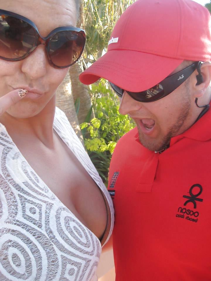 25P Facebook holiday pics