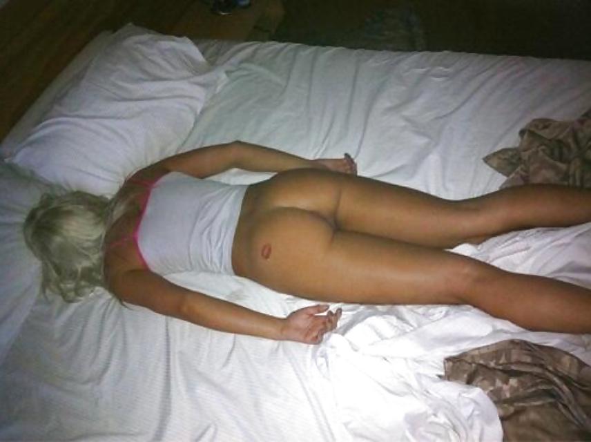25P Sluts on Holiday 7