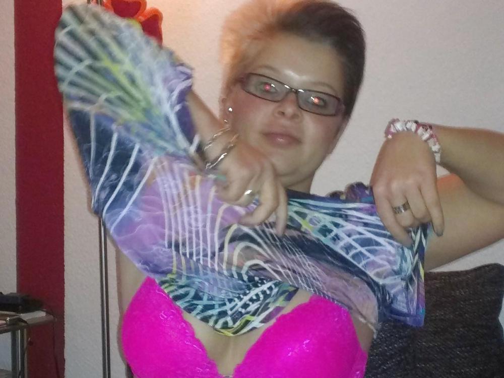 15P My sexy Friend Thessa 21 Years old