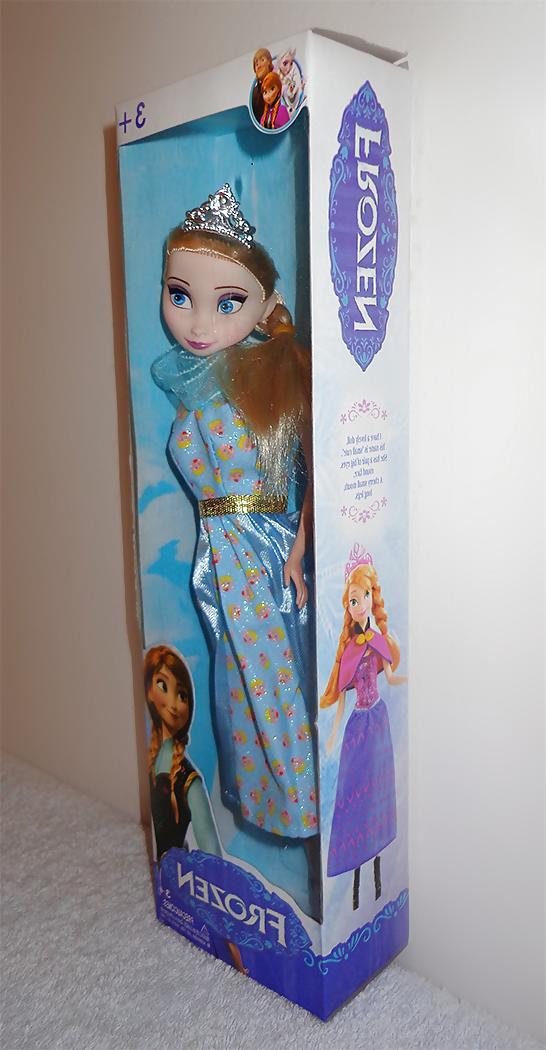 25P Frozen Doll