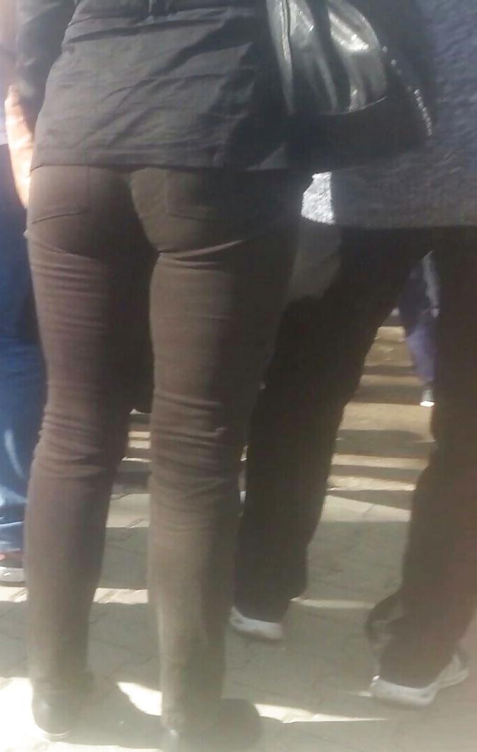 19P Spy ass romanian