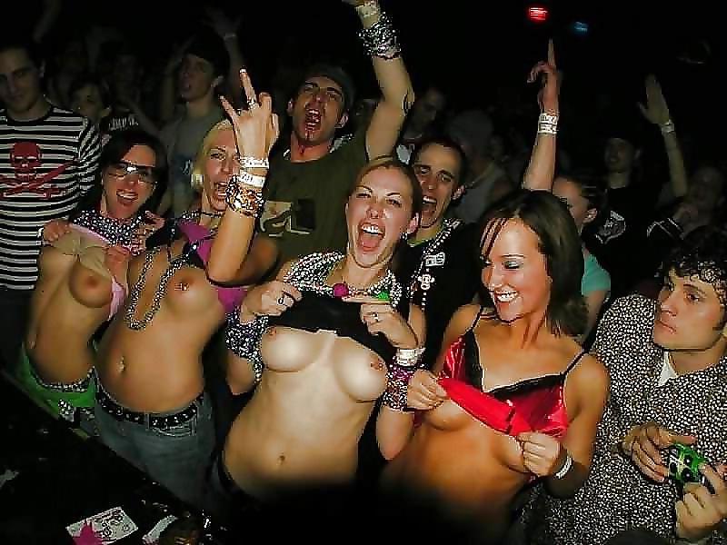 25P Wild sexy party chicks pt.2