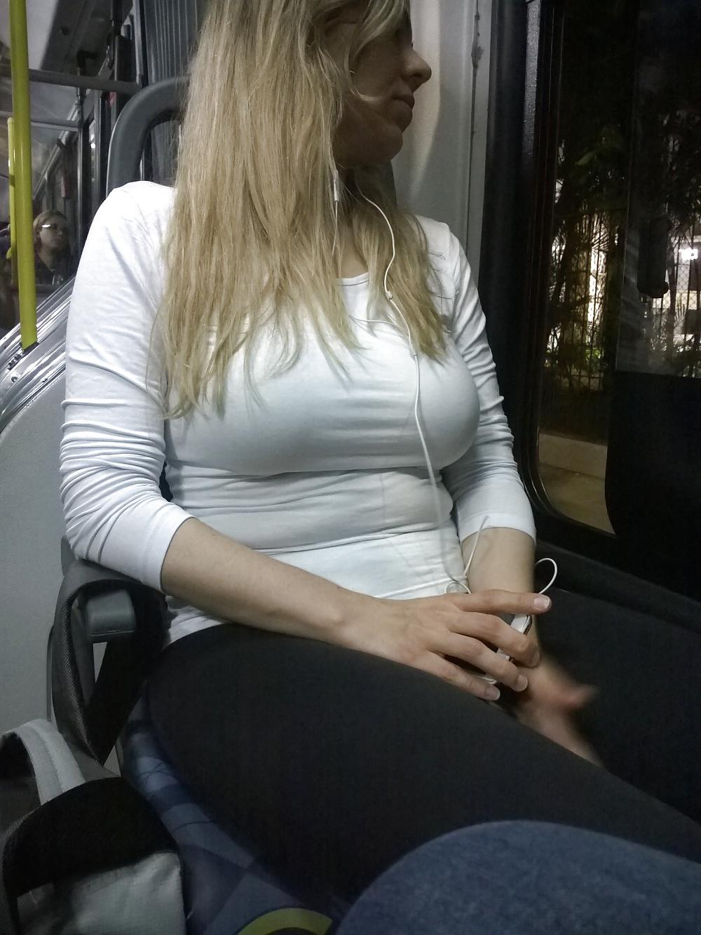 17P SDRUWS2 - BLONDE NIPPLES X-RAY