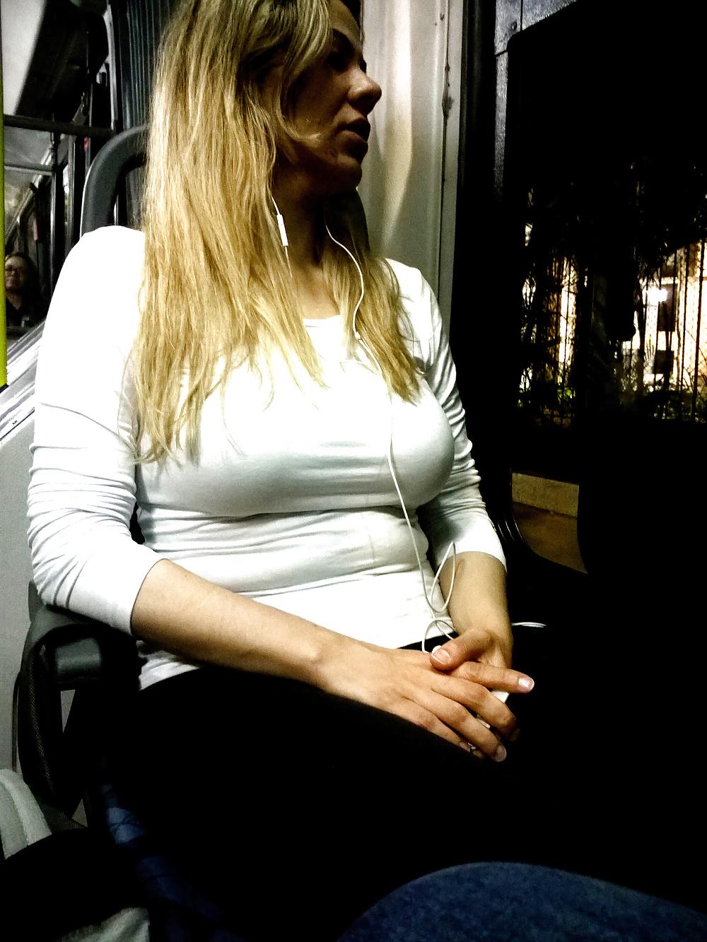 17P SDRUWS2 - BLONDE NIPPLES X-RAY