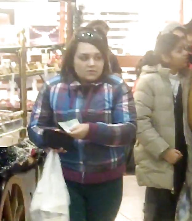 22P Spy mall and supermarket romanian