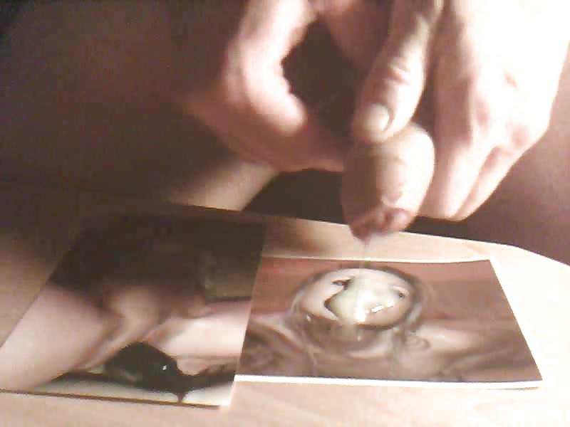 25P Cumshot for Siuki - a friend from the UK