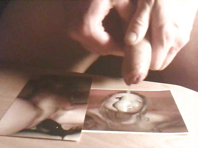 25P Cumshot for Siuki - a friend from the UK