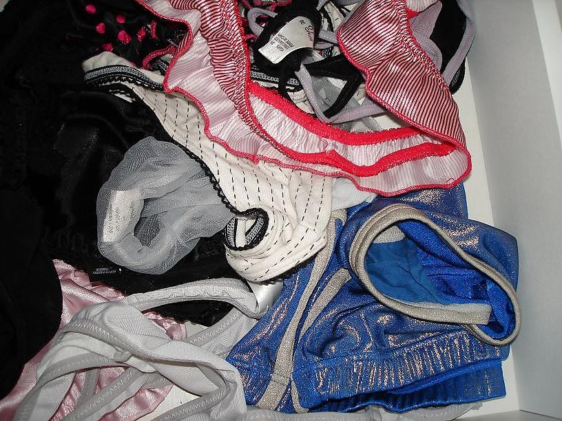 25P Home and friends panties cum
