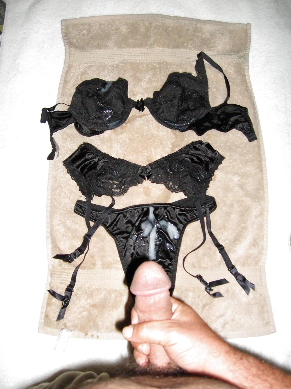 25P Home and friends panties cum
