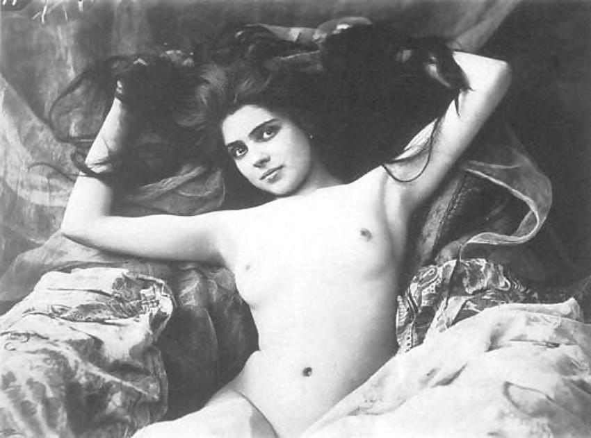 21P Vintage Porn Found on the Web