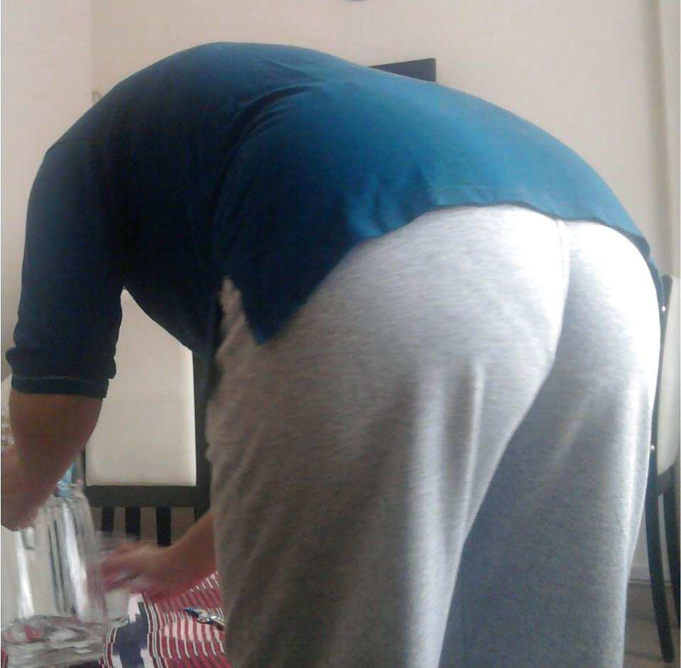 25P Turkish moms at home